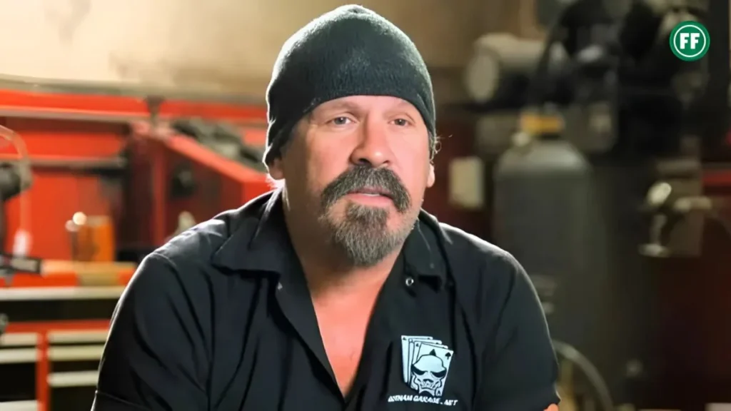 Mark Towle biography